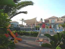 Cay Beach apartments