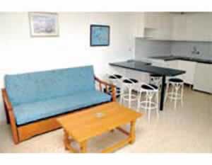 Corona Roja Apartments Lounge