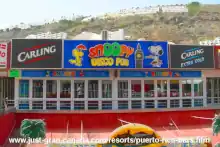 Snoopy Disco Pub Exterior